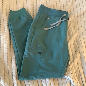 NWT figs hydrogen green jogger scrubs medium